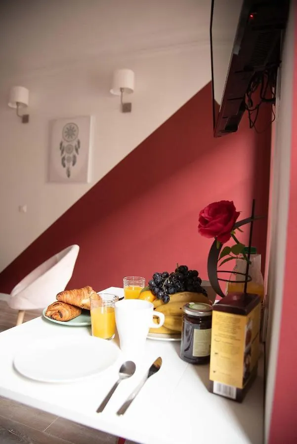 Le Petit Avignonnais - Aphrodite - Intramuros - Center - 0*, Avignon France